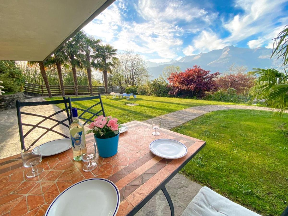 Bellavista A Garten Appartement Mit Pool Colico Exterior foto